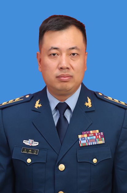 王鹏飞